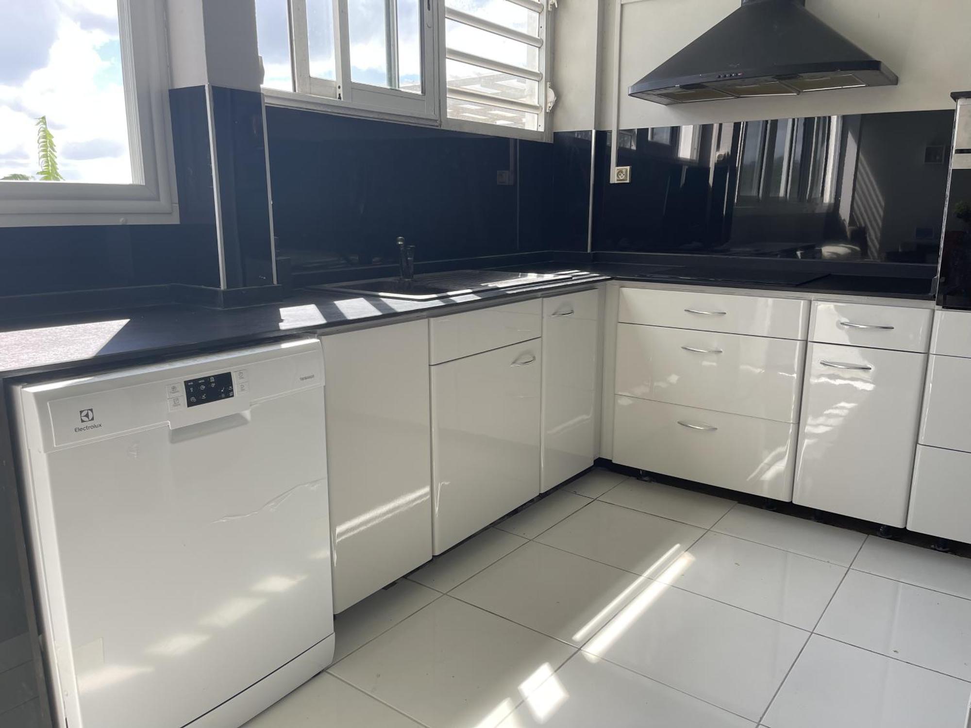 Appartement Lalau Avec Vue Sur La Mer Et Piscine Schoelcher Eksteriør billede